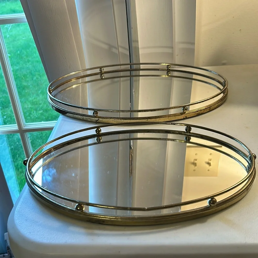 Set of 2 Brass & Mirror Oval Vanity Dresser Mirrored VTG Trays For Bath/Bedromm